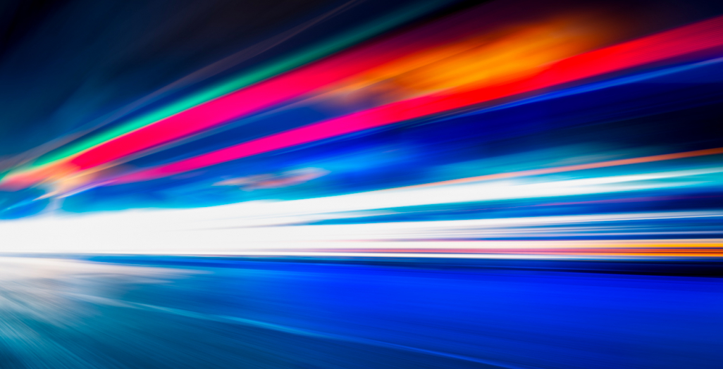 Effets lumineux de feux de voiture à grande vitesse